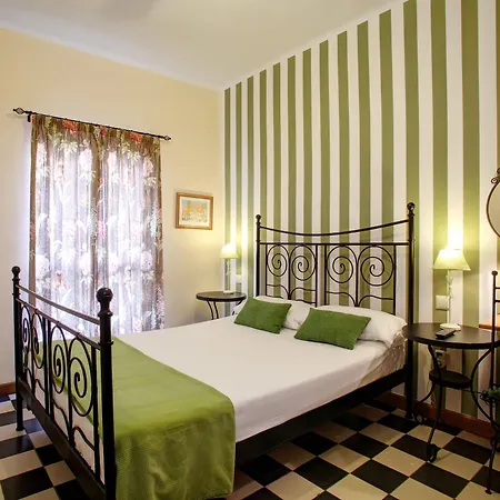 בית הארחה Malaga Lodge Guesthouse מאלגה